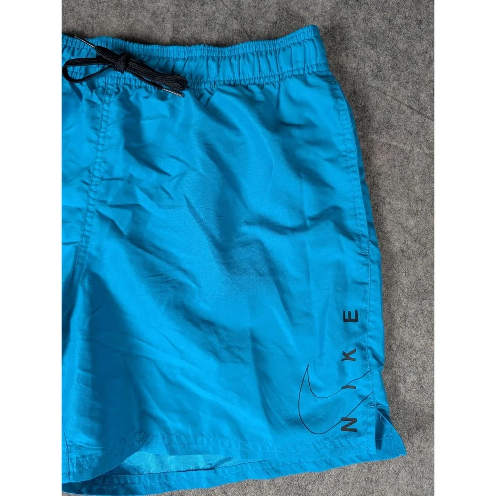 Nike vibrant blue